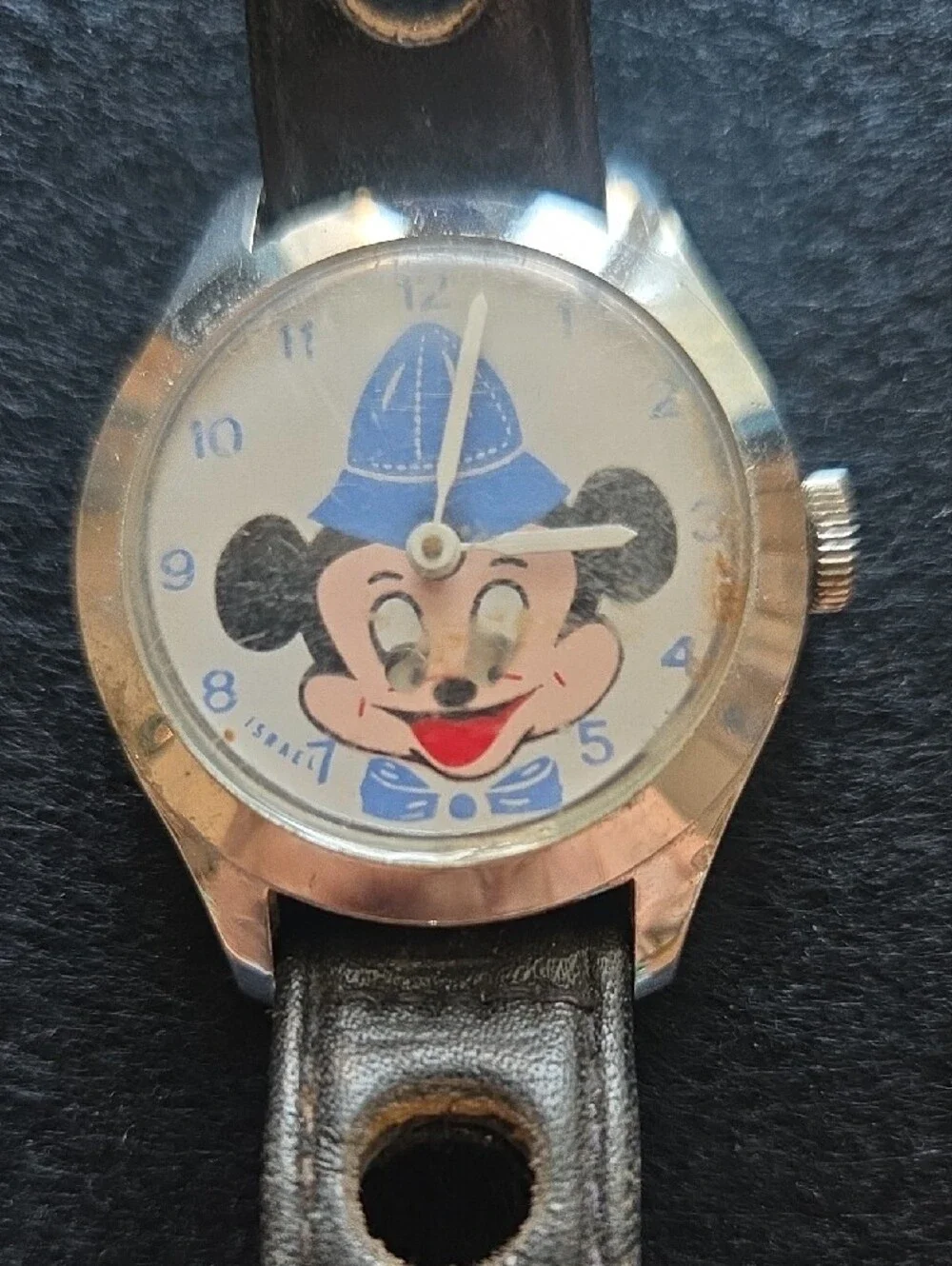 Disney NON WORKING vintage Cartoon Character Men's Black Leather Strap Watch